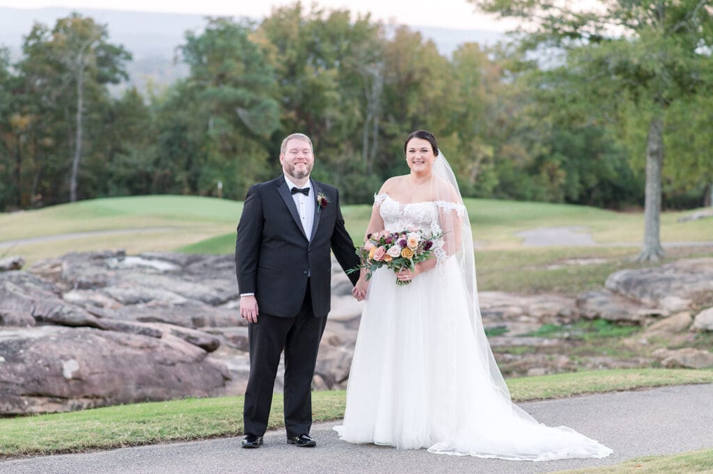 Curious what the booking process looks like with an Alabama wedding photographer? Learn step‑by‑step what to expect (and how to prepare).